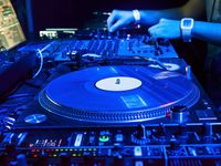 Eigene Mediathek by DJ Pitrock | CPE Entertainment in München